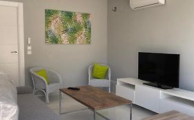Apartamentos recién reformados al lado de la playa